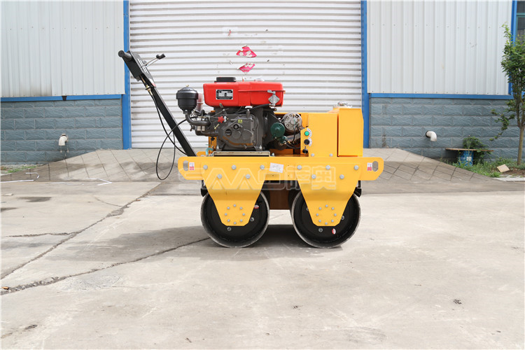 小型壓路機變速器亂檔的原因，附排除方法